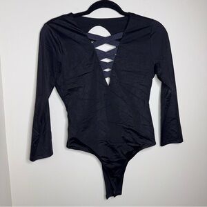 🖤Sleek Black V-Neck Bodysuit